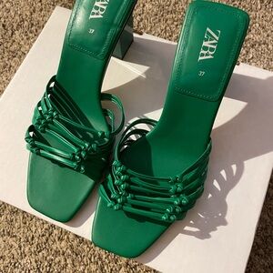 Zara Women's Green Strappy Sandals